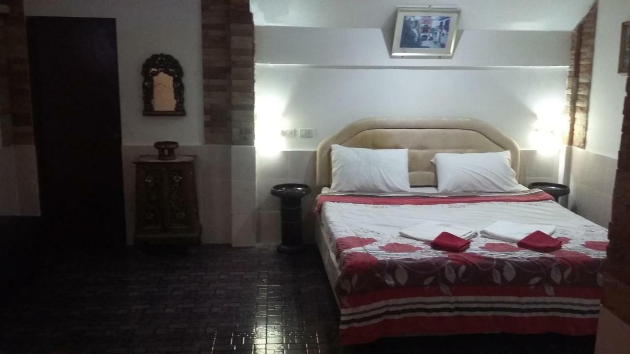 Jasmin Guest House باتايا المظهر الخارجي الصورة